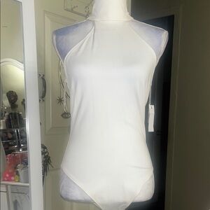 JLUXLABEL brand new off White Sleeveless Bodysuit with Cut Out and Fitted Style